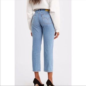 Levi’s Wedgie High-Rise Straight Jean - Luxor Lanes
